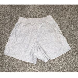Old navy high rise PJ shorts in gray!